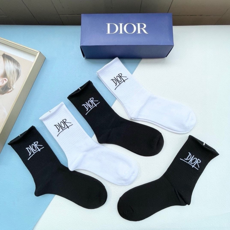 DIOR